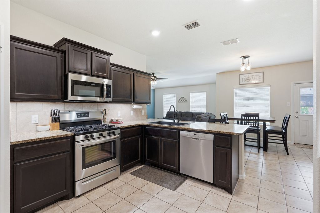 6932 Tide Lane, Fort Worth, TX 76179 — photo 2