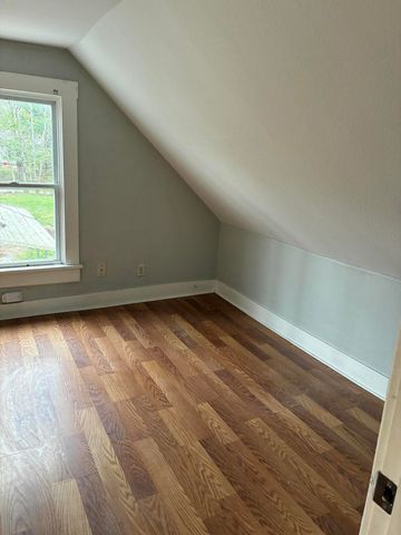 814 S Nettleton Avenue, Springfield, MO 65806