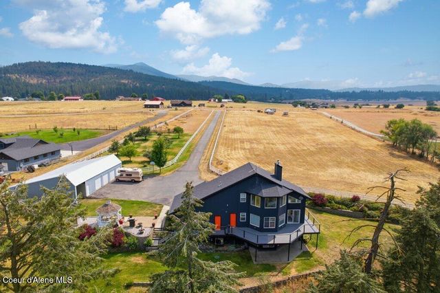 528 S Rapids Bend LN, Post Falls, ID 83854