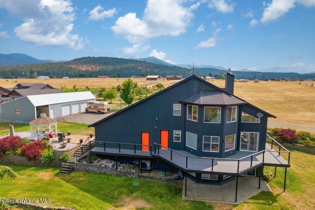 528 S Rapids Bend LN, Post Falls, ID 83854
