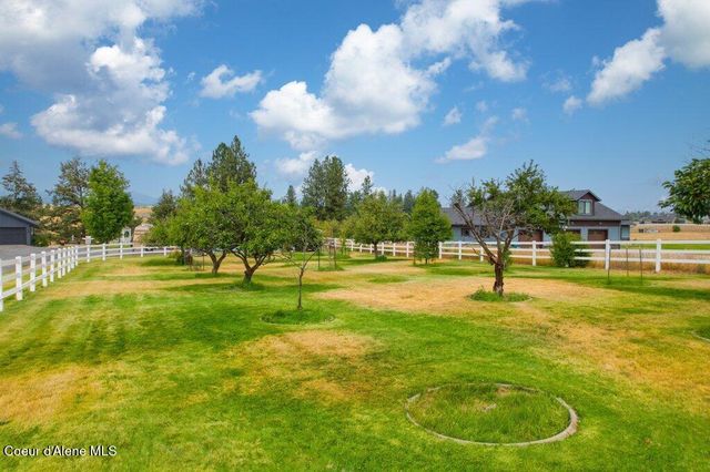 528 S Rapids Bend LN, Post Falls, ID 83854