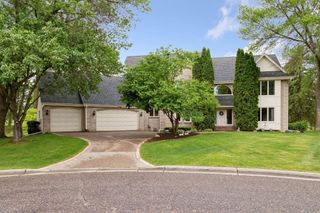 3140 Burr Oak Circle, Chaska, MN 55318