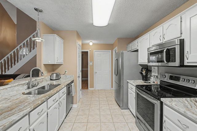 10041 WOODLAND ELM CT, Lakeland, TN 38002