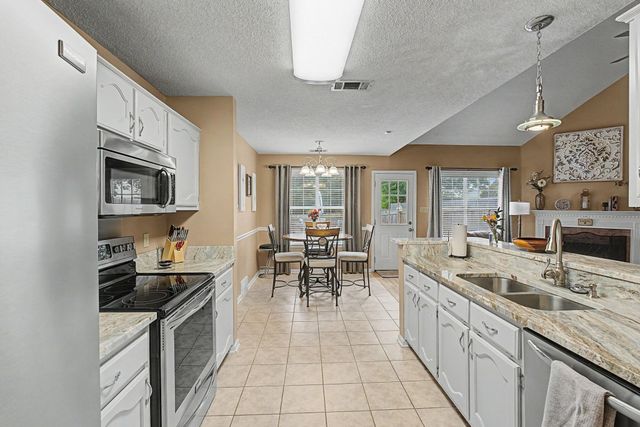10041 WOODLAND ELM CT, Lakeland, TN 38002