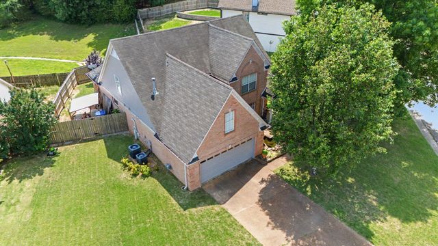 10041 WOODLAND ELM CT, Lakeland, TN 38002