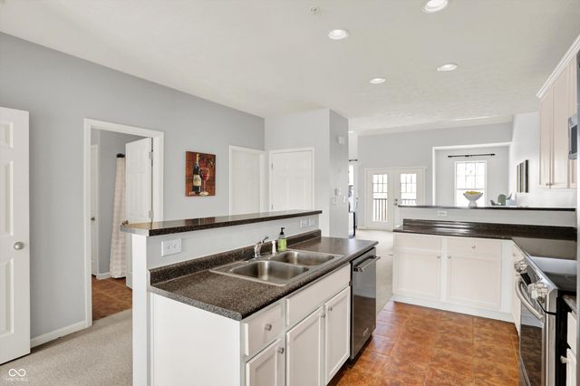 1066 Reserve Way, Indianapolis, IN 46220