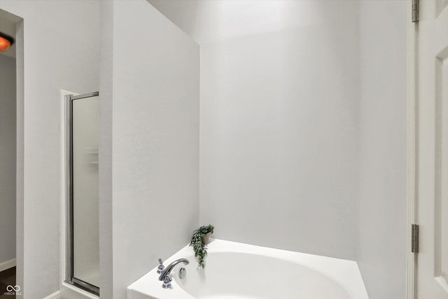 1066 Reserve Way, Indianapolis, IN 46220