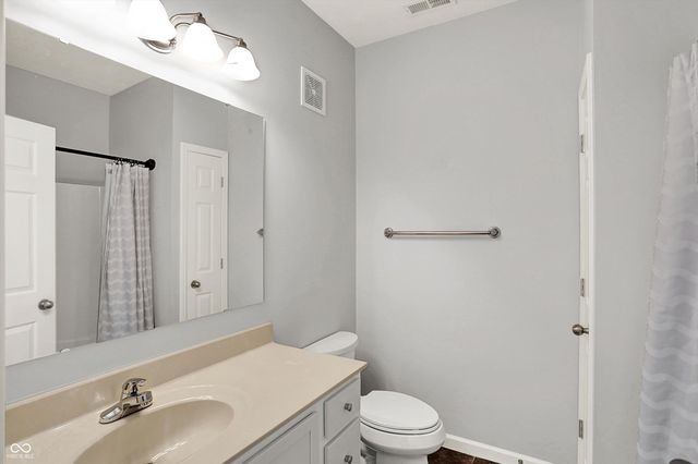 1066 Reserve Way, Indianapolis, IN 46220