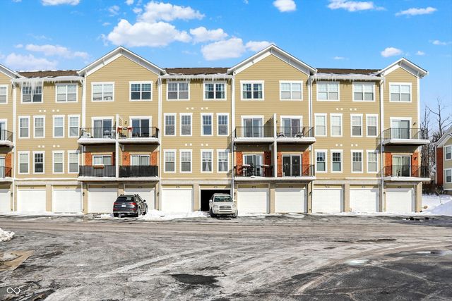 1066 Reserve Way, Indianapolis, IN 46220