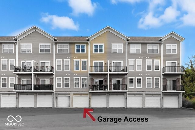 1066 Reserve Way, Indianapolis, IN 46220