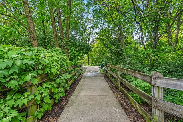 1066 Reserve Way, Indianapolis, IN 46220