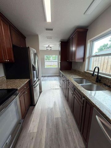 1948 DODGE CIRCLE, Clearwater, FL 33760