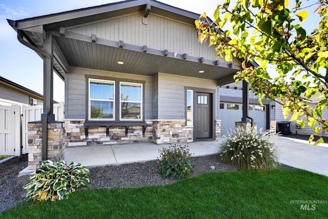 2517 W Skylar St, Nampa, ID 83686