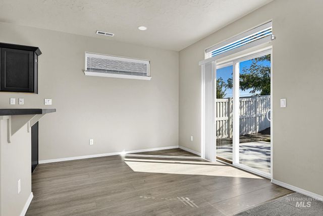 2517 W Skylar St, Nampa, ID 83686