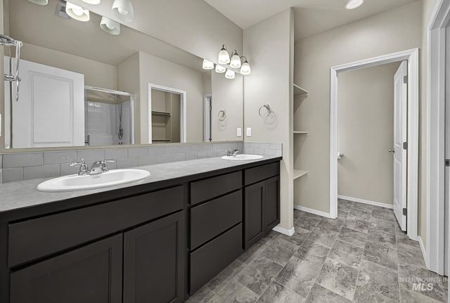 2517 W Skylar St, Nampa, ID 83686
