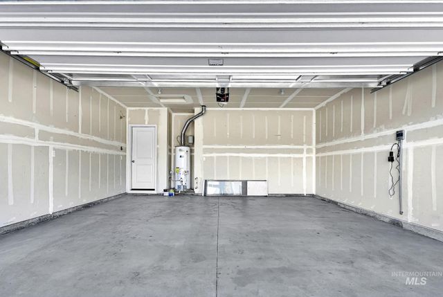 2517 W Skylar St, Nampa, ID 83686
