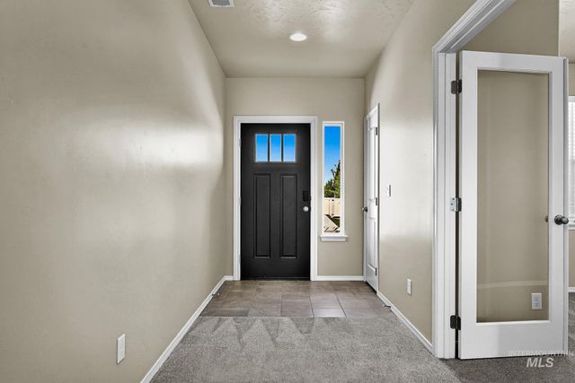 2517 W Skylar St, Nampa, ID 83686