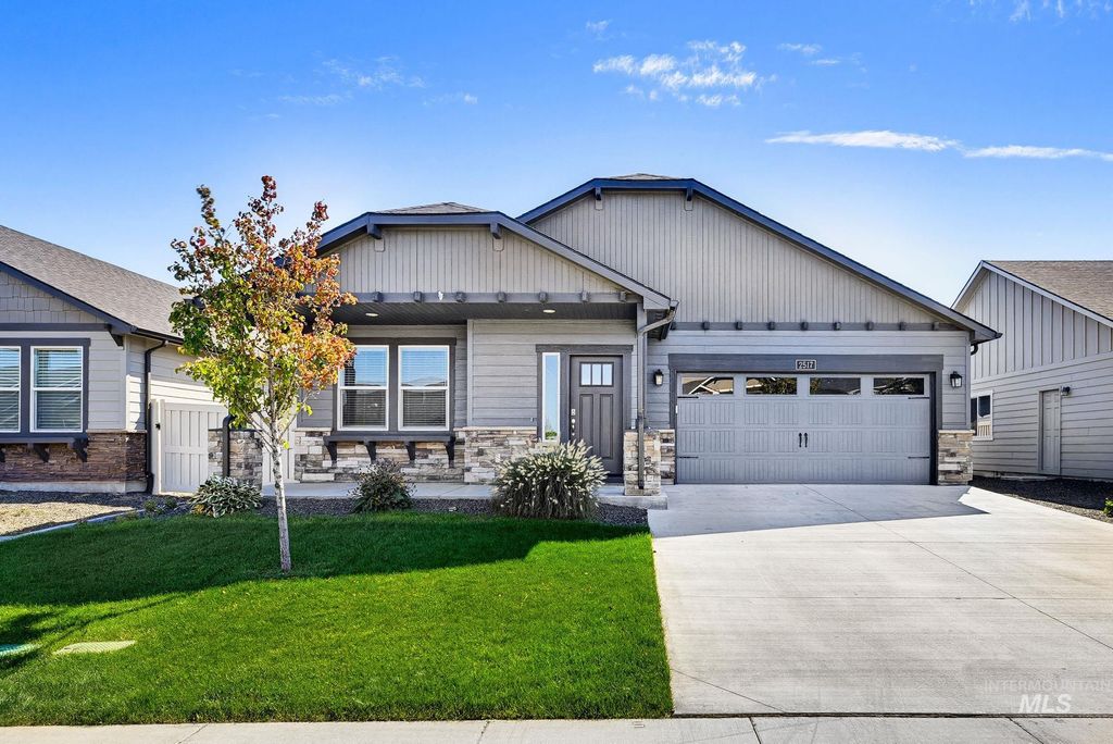 2517 W Skylar St, Nampa, ID 83686