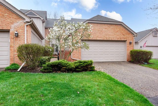 37834 Siena Drive, Farmington Hills, MI 48331