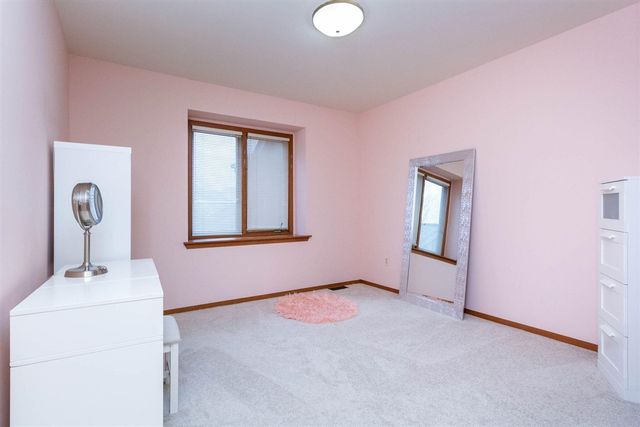 37834 Siena Drive, Farmington Hills, MI 48331