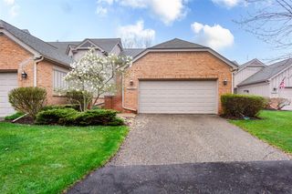 37834 Siena Drive, Farmington Hills, MI 48331