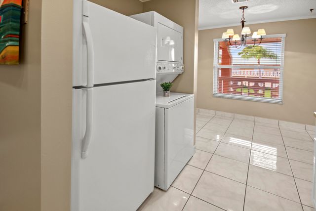 1421 NW 20th Avenue, Delray Beach, FL 33445