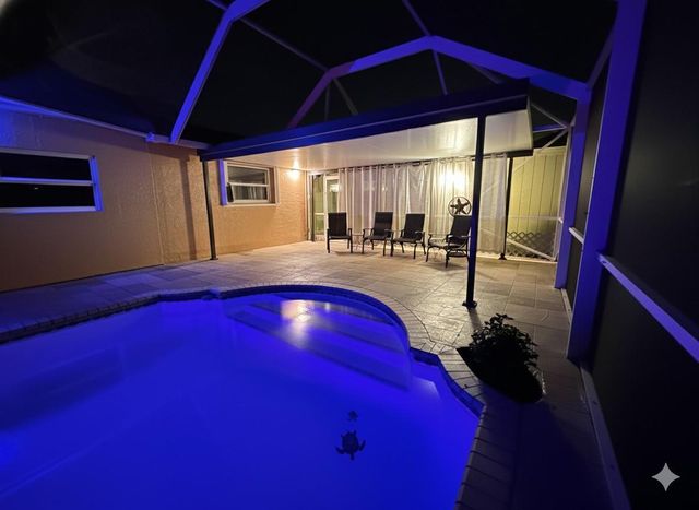 10216 NW 83rd St, Tamarac, FL 33321