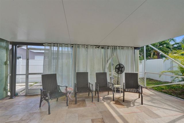 10216 NW 83rd St, Tamarac, FL 33321