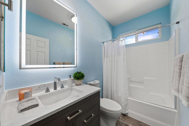 664 E Lily Street, Palm Springs, CA 92262
