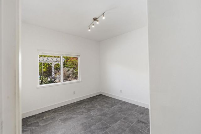 664 E Lily Street, Palm Springs, CA 92262