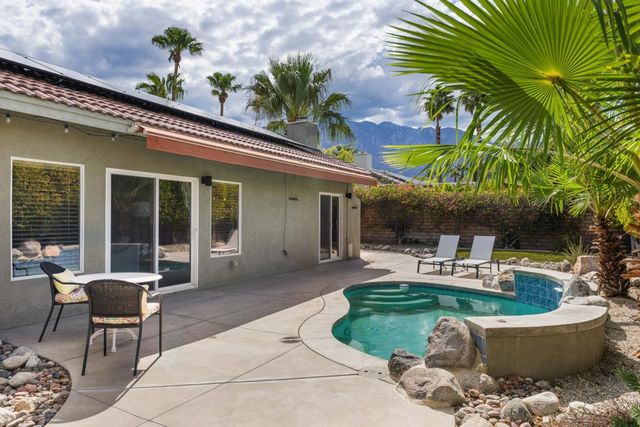 664 E Lily Street, Palm Springs, CA 92262