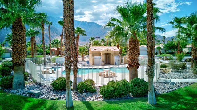 664 E Lily Street, Palm Springs, CA 92262