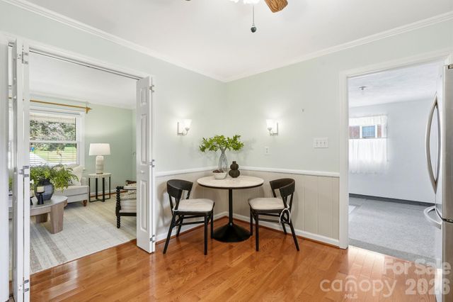 112 Queensbury Road, Winston Salem, NC 27104