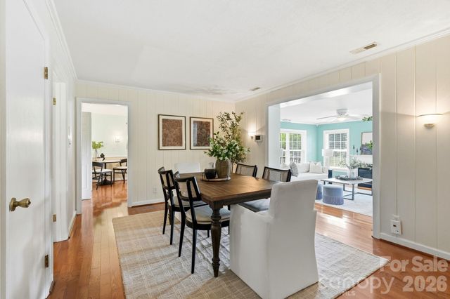 112 Queensbury Road, Winston Salem, NC 27104