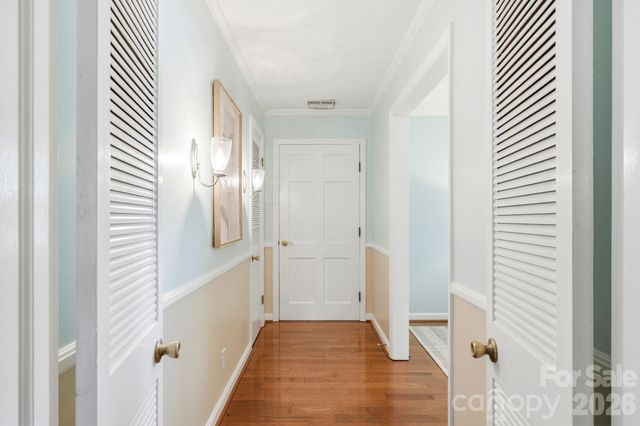 112 Queensbury Road, Winston Salem, NC 27104