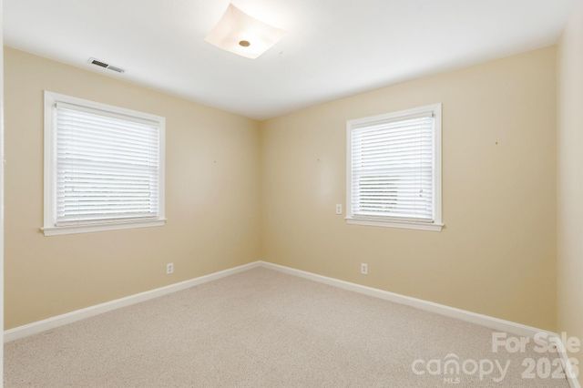 112 Queensbury Road, Winston Salem, NC 27104