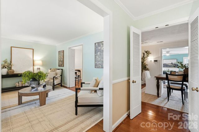 112 Queensbury Road, Winston Salem, NC 27104