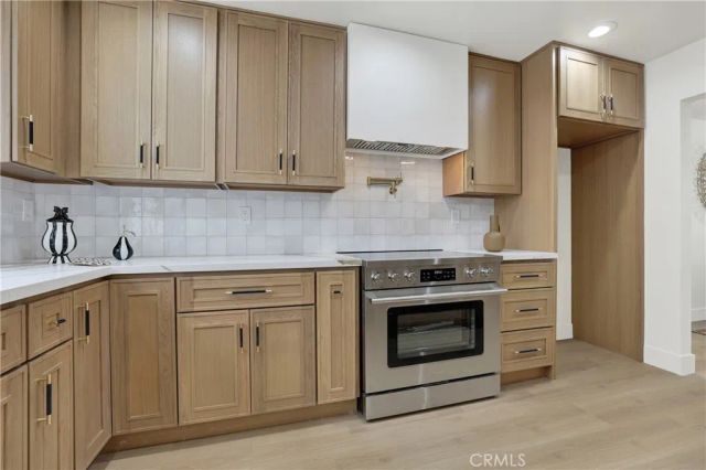 2 Hudson, Irvine, CA 92620