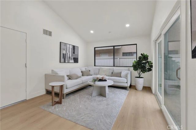 2 Hudson, Irvine, CA 92620