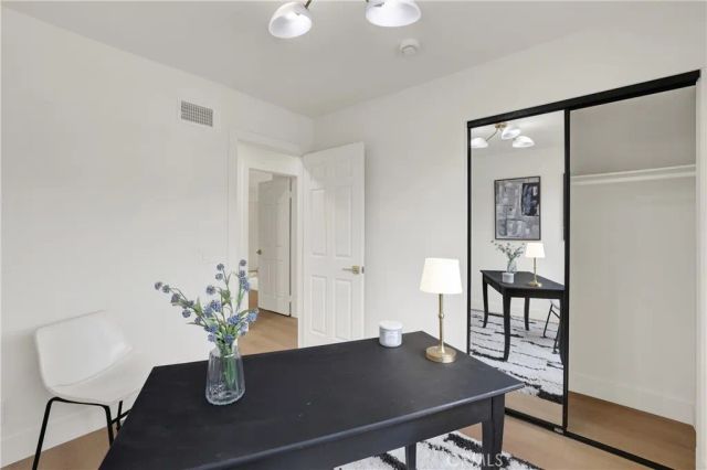 2 Hudson, Irvine, CA 92620