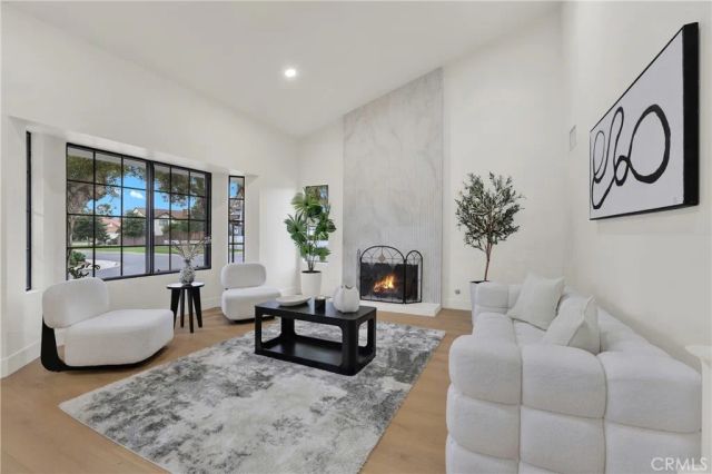 2 Hudson, Irvine, CA 92620