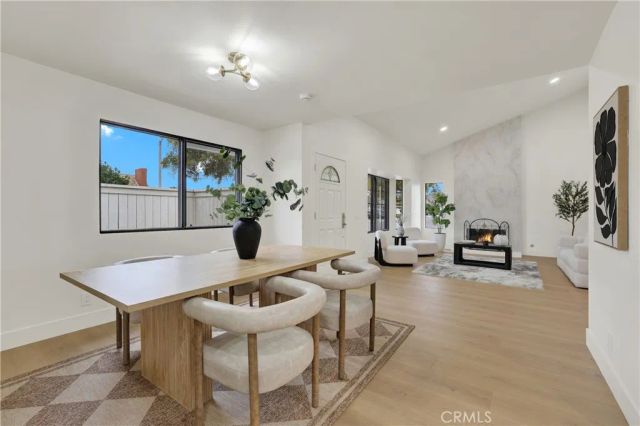 2 Hudson, Irvine, CA 92620