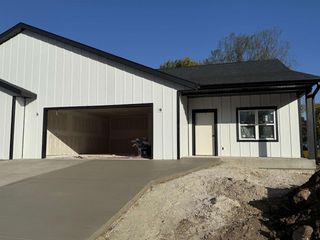 1220 Prairie Avenue, Janesville, WI 53545