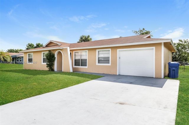 830 Royal Palm Beach Blvd, Royal Palm Beach, FL 33411
