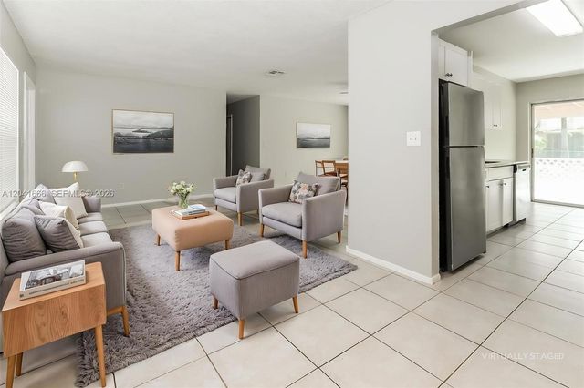 830 Royal Palm Beach Blvd, Royal Palm Beach, FL 33411