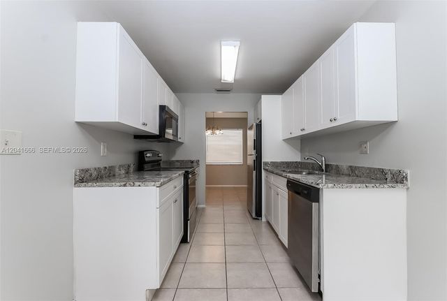 830 Royal Palm Beach Blvd, Royal Palm Beach, FL 33411