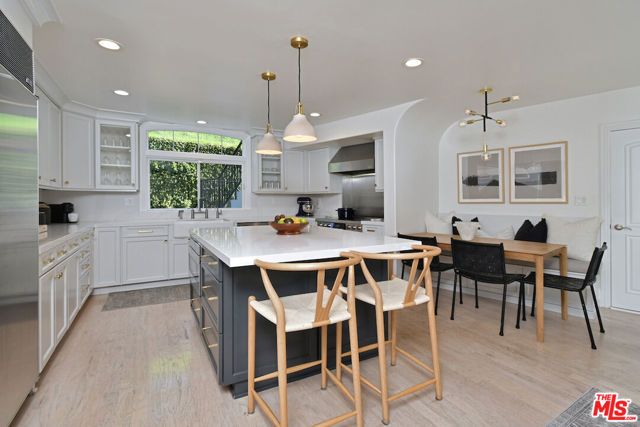 4524 Balboa Avenue, Encino (los Angeles), CA 91316