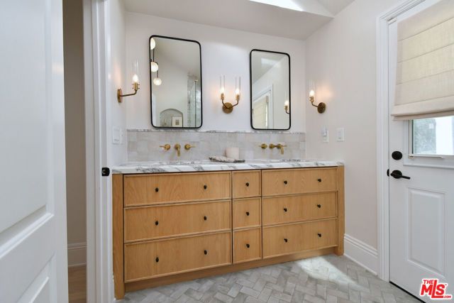 4524 Balboa Avenue, Encino (los Angeles), CA 91316