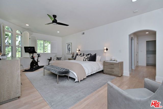 4524 Balboa Avenue, Encino (los Angeles), CA 91316