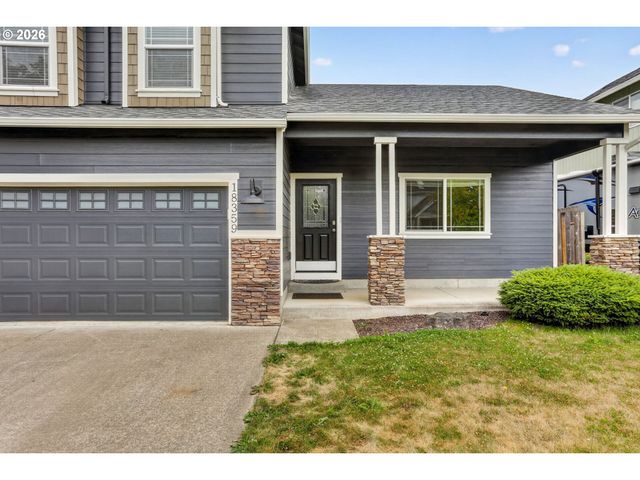 18359 DAVIS St, Sandy, OR 97055